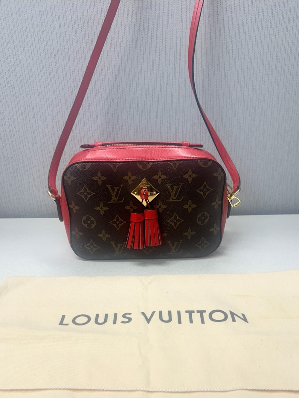 Authentic Louis Vuitton LV Saintonge Monogram Crossbody Handbag - Incl Dustbag - Picture 7 of 15